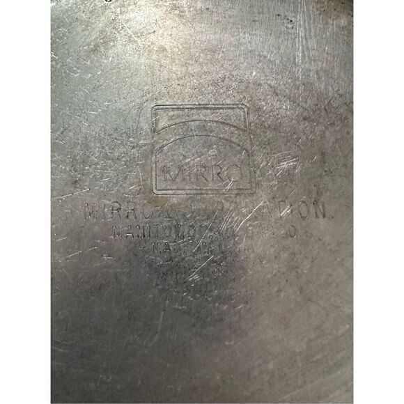 Vintage Mirror Beige Buns Bread Warmer Server - Picture 4 of 5